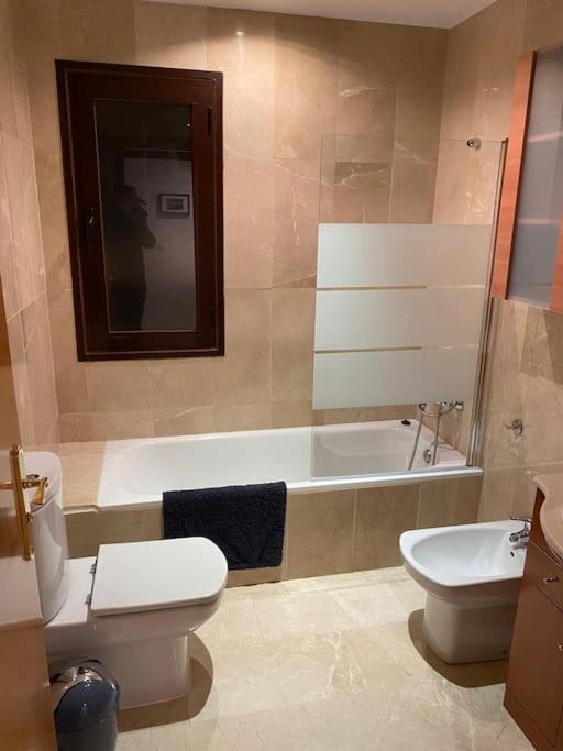 Central Estepona 3 Bed Apt With Pool And Parking Ngoại thất bức ảnh
