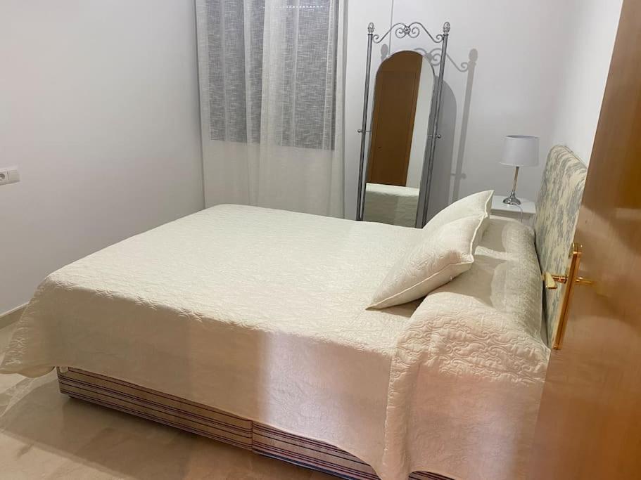 Central Estepona 3 Bed Apt With Pool And Parking Ngoại thất bức ảnh